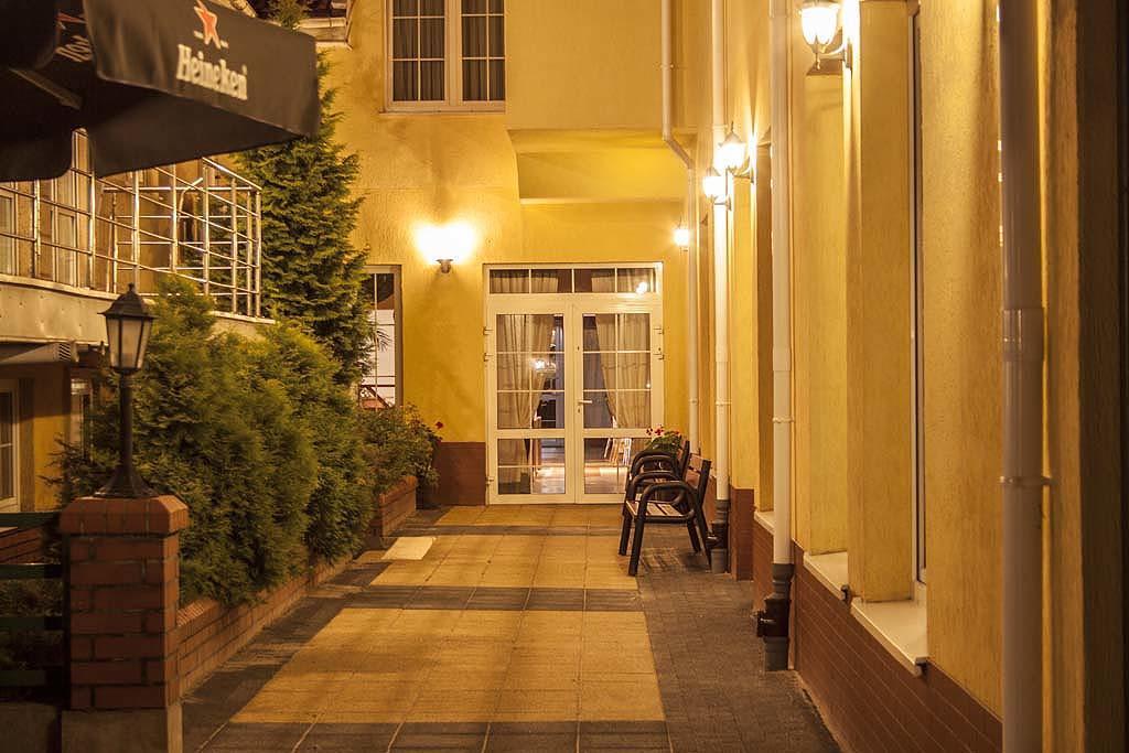 Pensjonat I Klub Jezdziecki Michelin Włocławek Dış mekan fotoğraf
